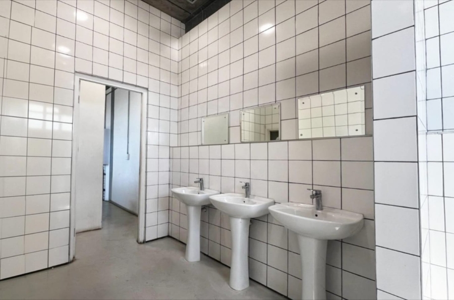 Commercial Property for Sale in Rivergate Western Cape